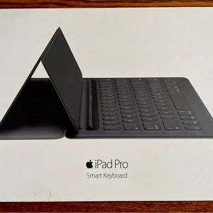 COPY - Apple iPad Pro Smart Keyboard 12.9 Opened Box Like New!